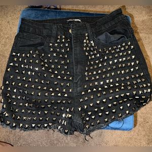 High waisted stretch denim shorts